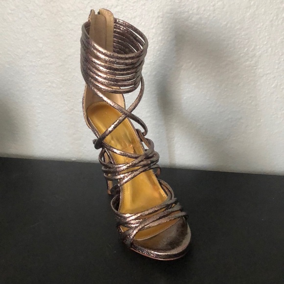 Heels - Picture 2 of 2